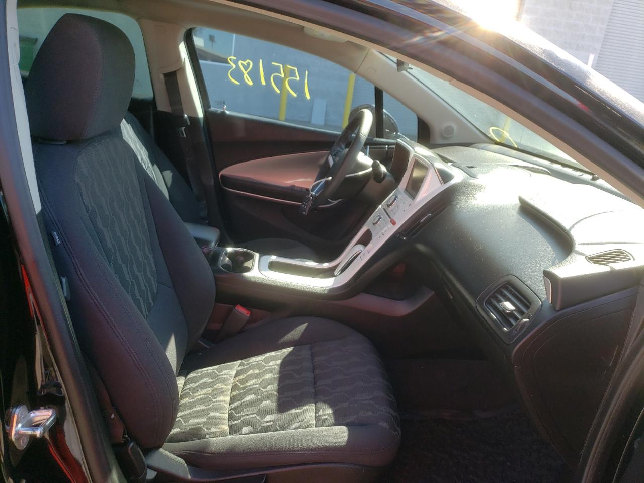 Photo 5 from auction – 2013 CHEVROLET VOLT with VIN 1G1RE6E4XDU120029