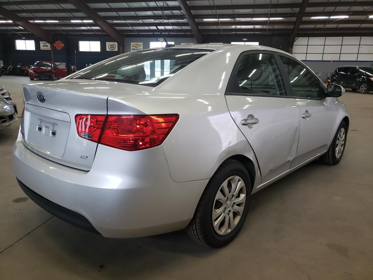 Photo 4 from auction – 2010 KIA FORTE EX with VIN KNAFU4A28A5268012