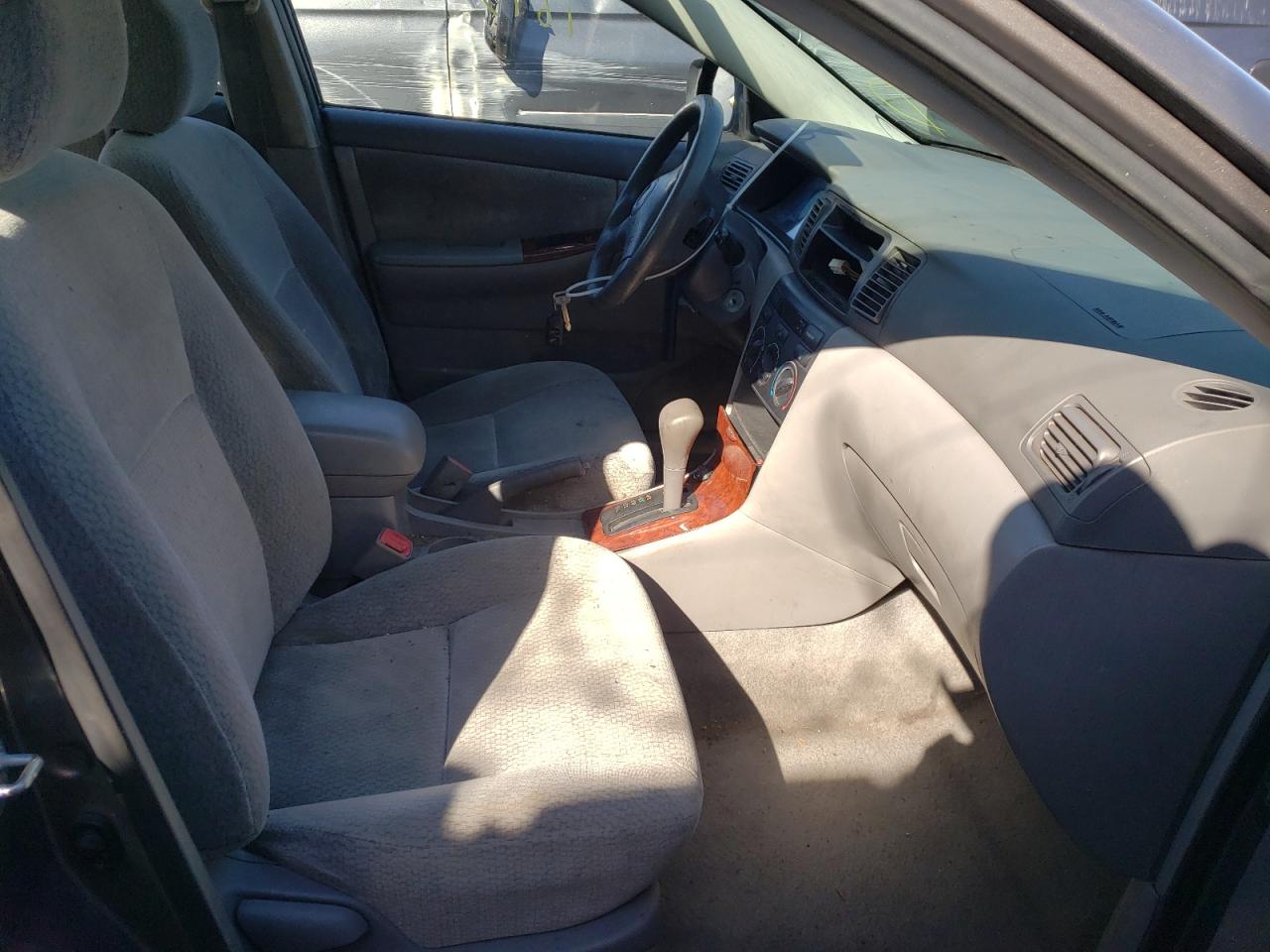 Photo 5 from auction – 2004 TOYOTA COROLLA CE with VIN 1NXBR32E84Z298445