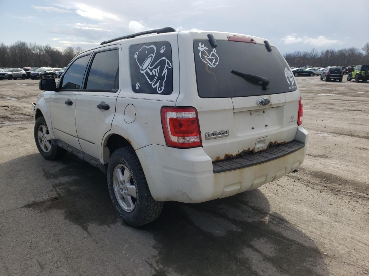 Photo 3 from auction – 2010 FORD ESCAPE XLS with VIN 1FMCU0C79AKD17576