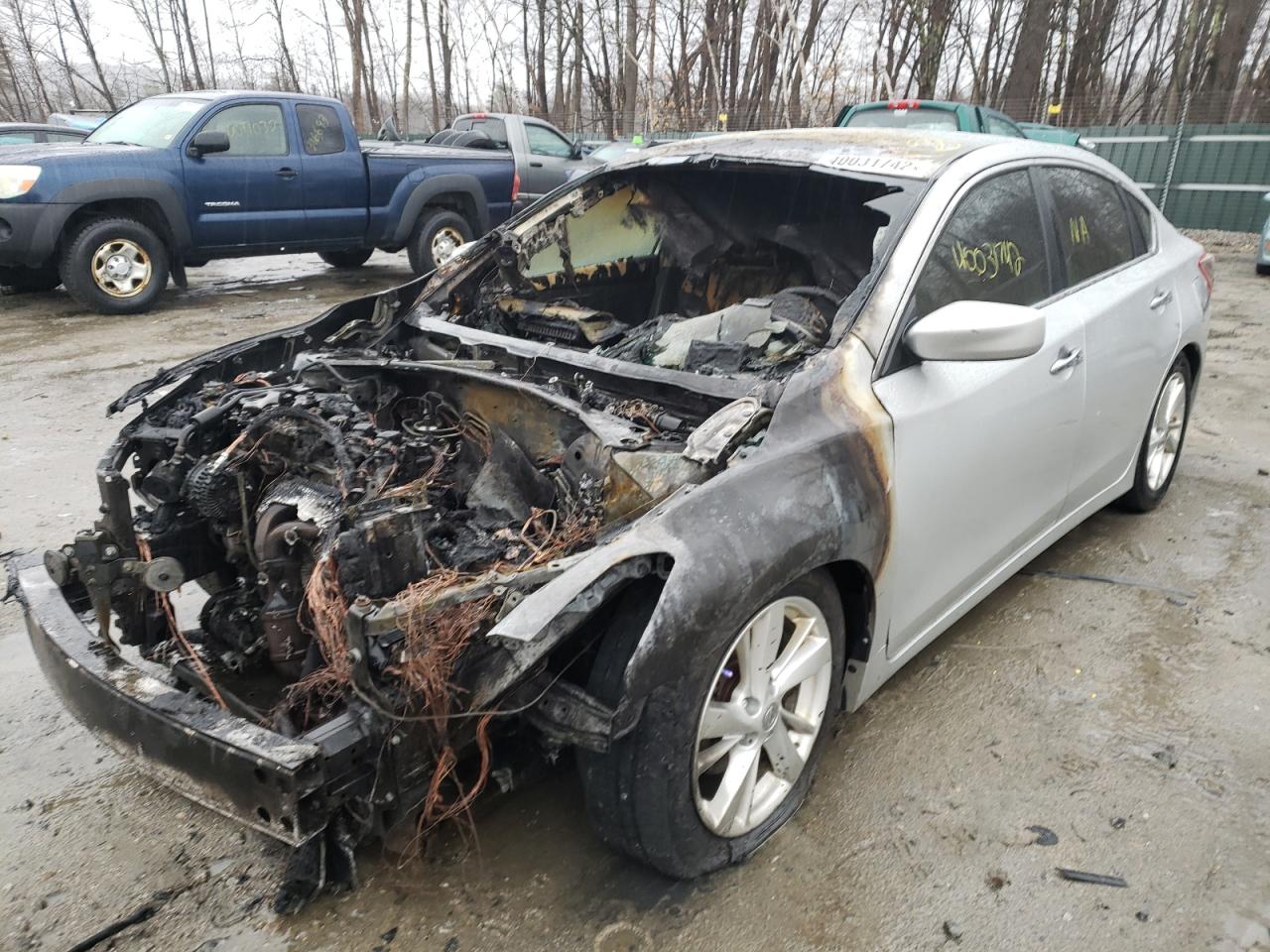 Photo 2 from auction – 2013 NISSAN ALTIMA with VIN 1N4AL3APXDN450584