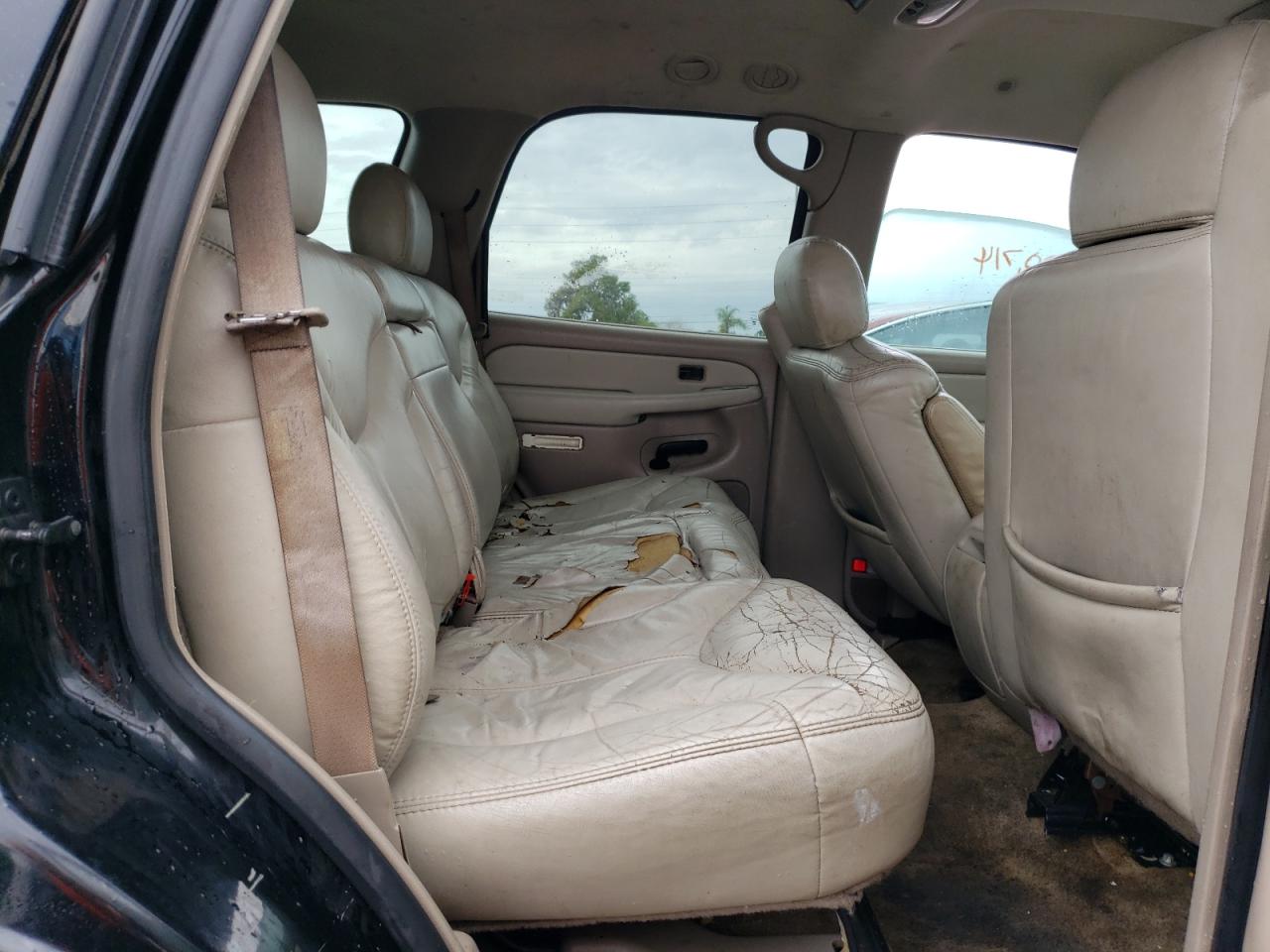 Photo 6 from auction – 2002 GMC YUKON with VIN 1GKEC13Z32R241714
