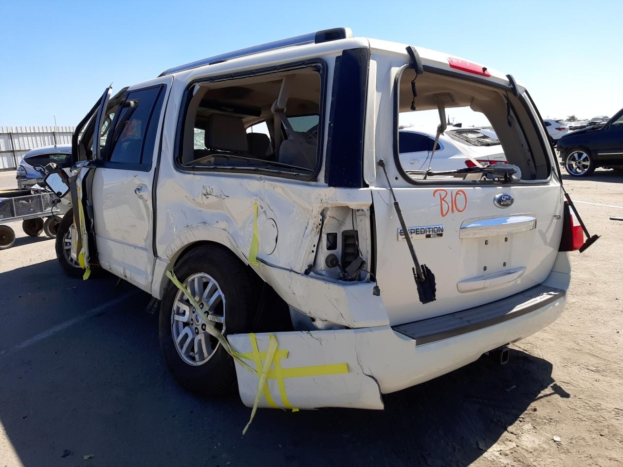 Photo 3 from auction – 2007 FORD EXPEDITION with VIN 1FMFK19567LA40015