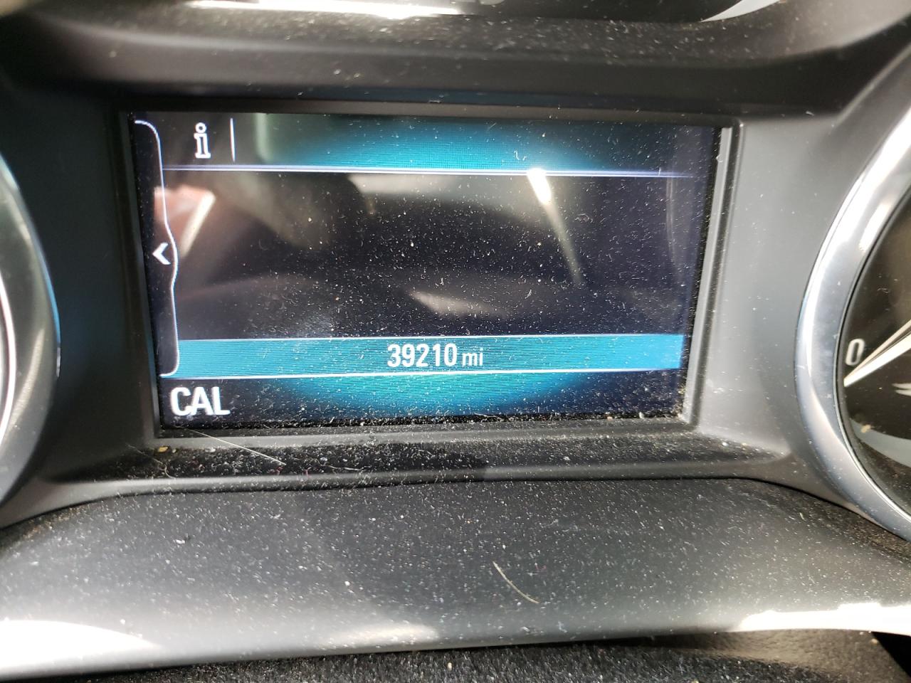 Photo 8 from auction – 2018 BUICK ENVISION P with VIN LRBFXBSA7JD028877