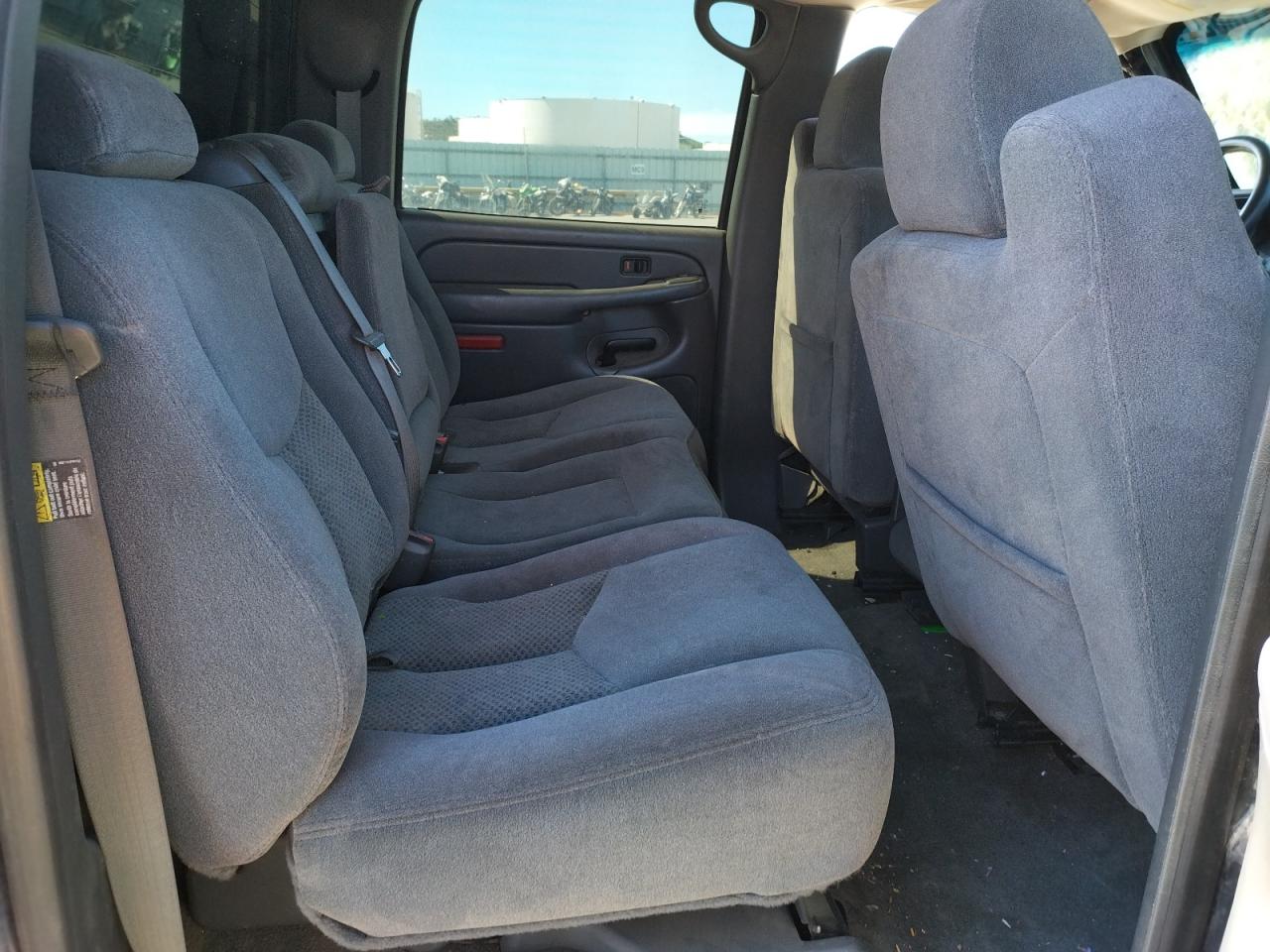 Photo 6 from auction – 2005 CHEVROLET SILVERADO with VIN 2GCEK13T651201246