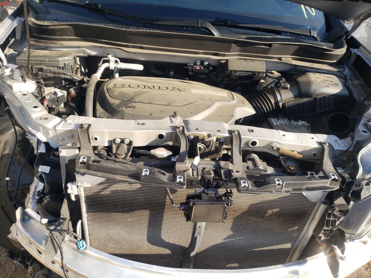صورة رقم 7 من المزاد - 2018 HONDA PILOT ELIT مع VIN 5FNYF6H06JB025447