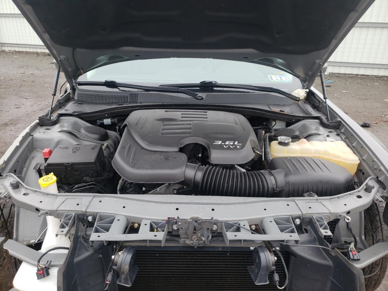 Photo 7 from auction – 2017 CHRYSLER 300 LIMITE with VIN 2C3CCAAG8HH668047