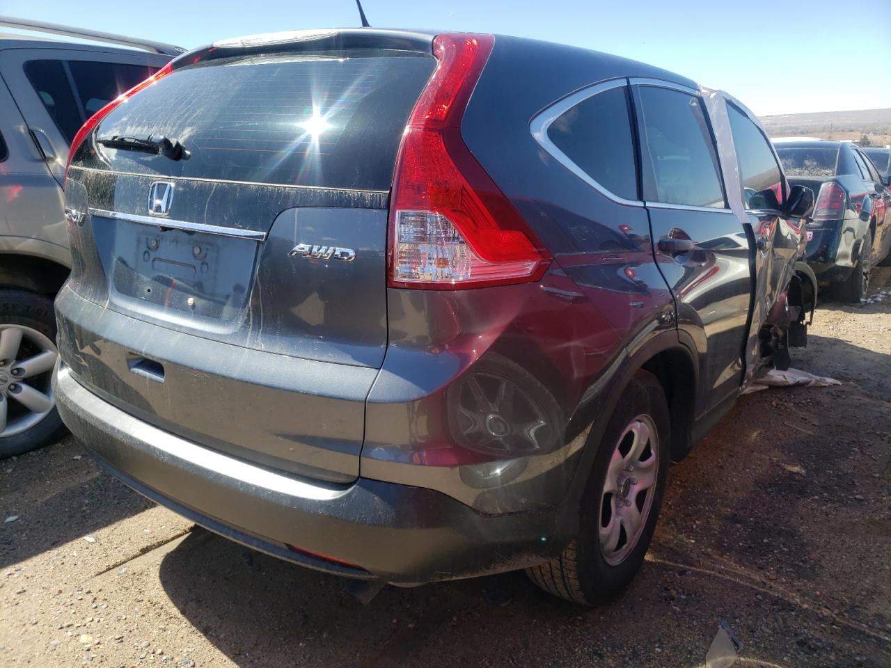 Photo 4 from auction – 2013 HONDA CR-V LX with VIN 2HKRM4H33DH656199
