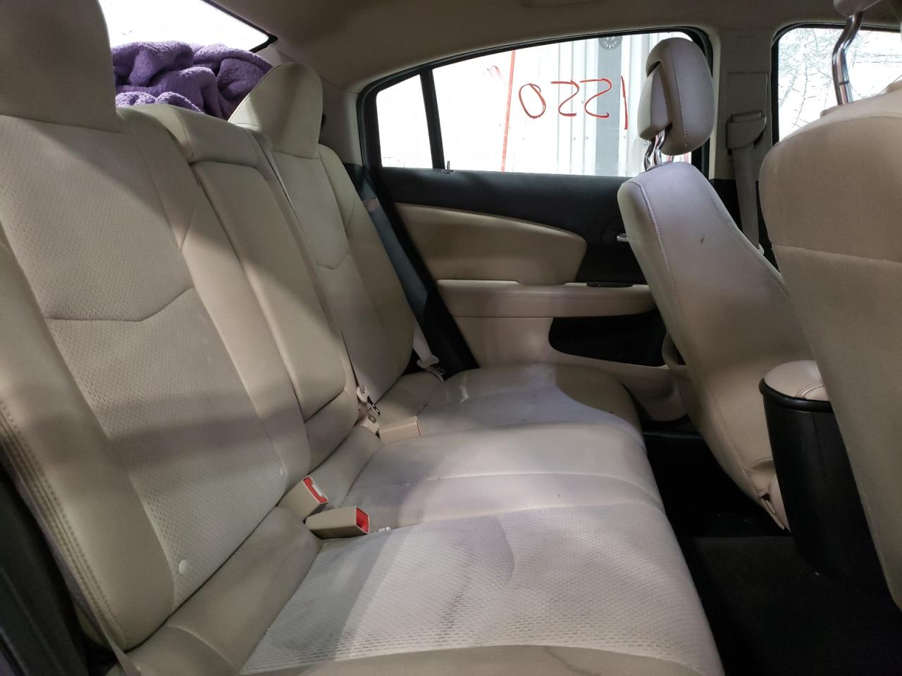 Photo 6 from auction – 2012 CHRYSLER 200 TOURIN with VIN 1C3CCBBB6CN210774