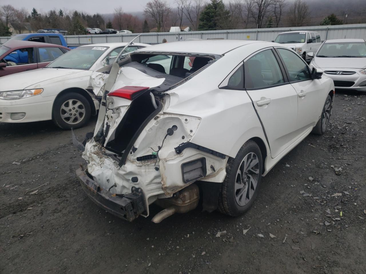 Photo 4 from auction – 2016 HONDA CIVIC EX with VIN 19XFC2F77GE220139
