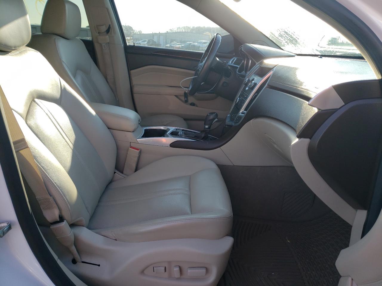 Photo 5 from auction – 2012 CADILLAC SRX PREMIU with VIN 3GYFNCE30CS659655