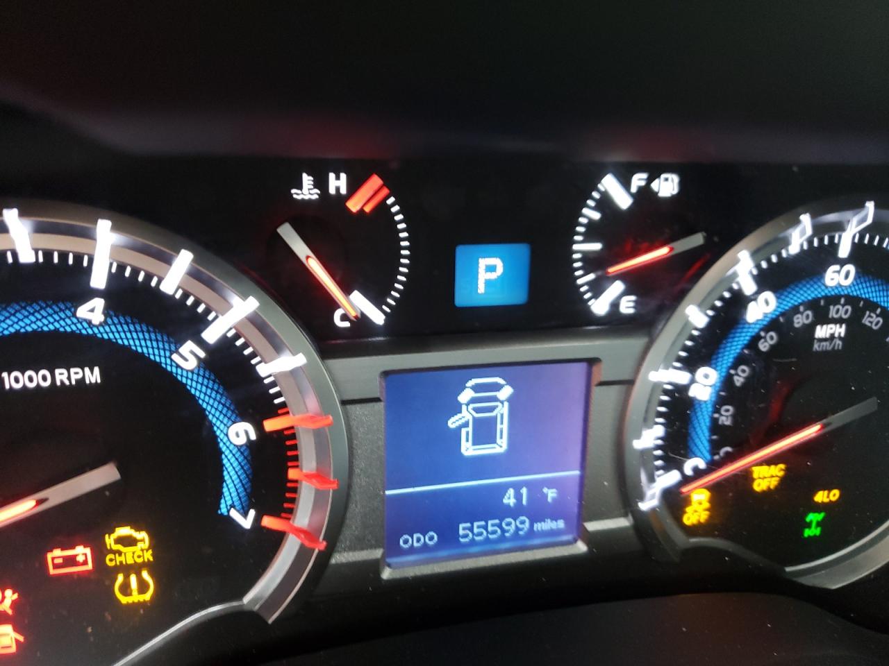 Photo 8 from auction – 2019 TOYOTA 4RUNNER SR with VIN JTEBU5JR4K5661118