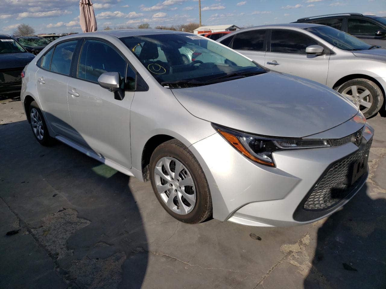 Photo 1 from auction – 2020 TOYOTA COROLLA LE with VIN 5YFEPRAE4LP104386