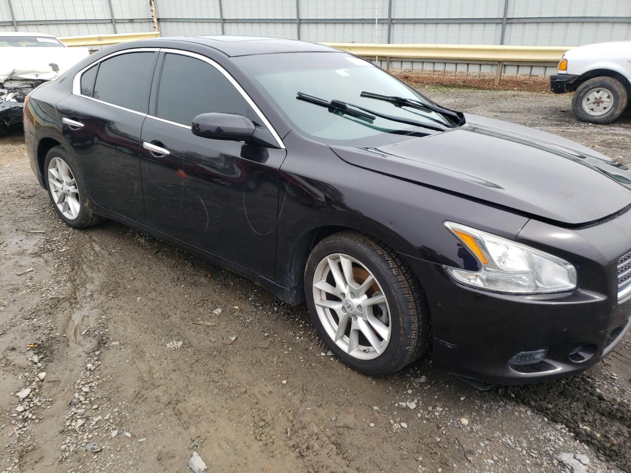 Photo 9 from auction – 2010 NISSAN MAXIMA S with VIN 1N4AA5AP8AC874550