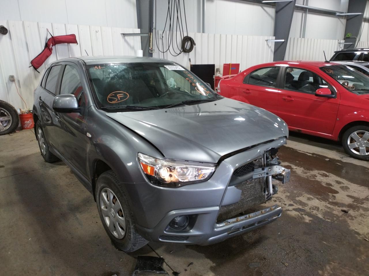 MITSUBISHI OUTLANDER 2012 مع رقم تعريف المركبة JA4AP3AU4CZ005456 - صورة من المزاد