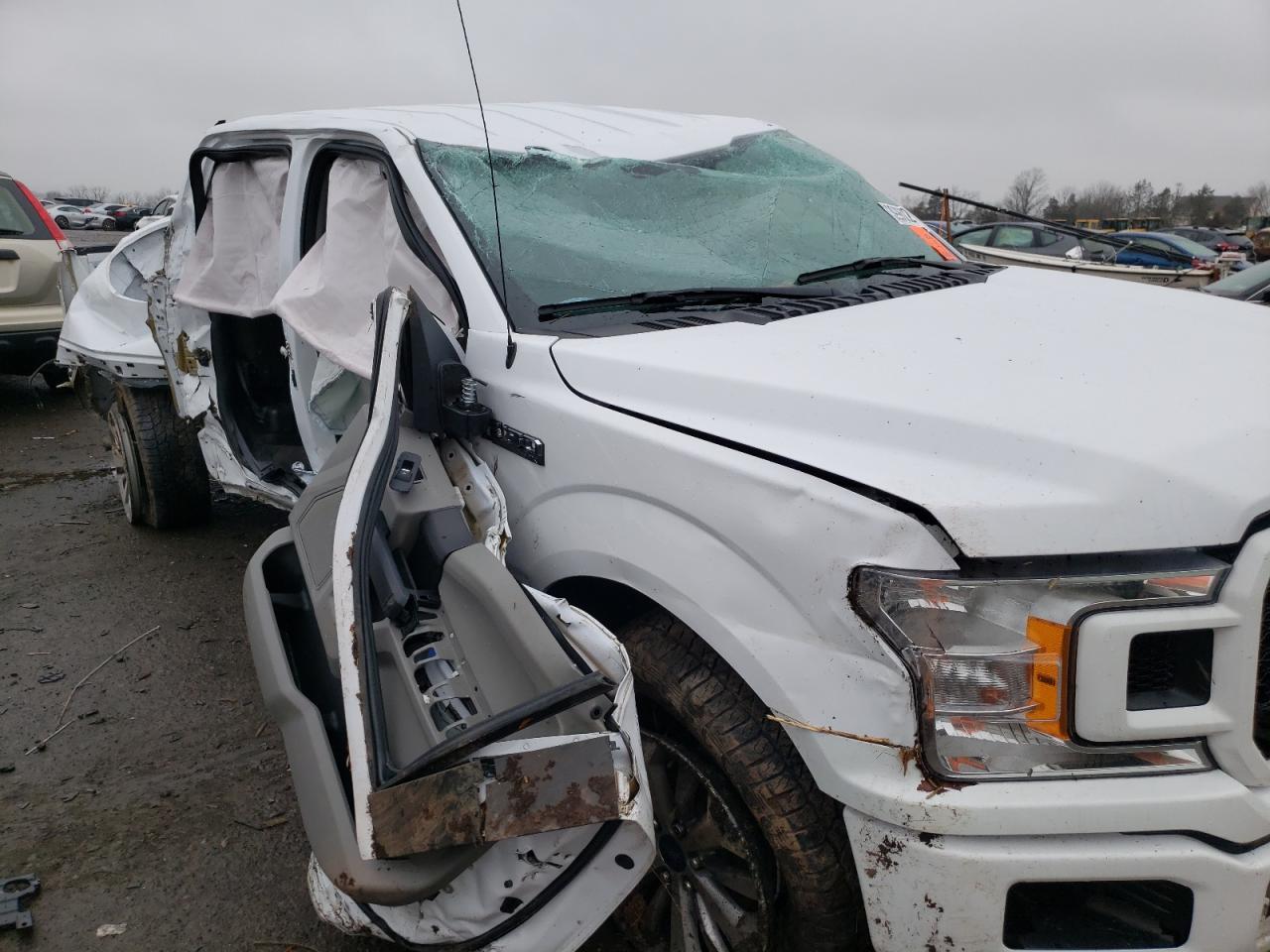 Photo 9 from auction – 2018 FORD F150 SUPER with VIN 1FTEW1E5XJKF65649