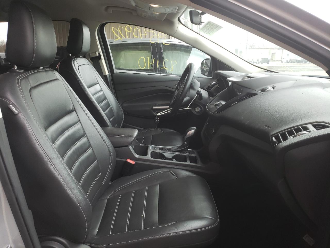 Photo 5 from auction – 2018 FORD ESCAPE SEL with VIN 1FMCU9HD0JUC86919