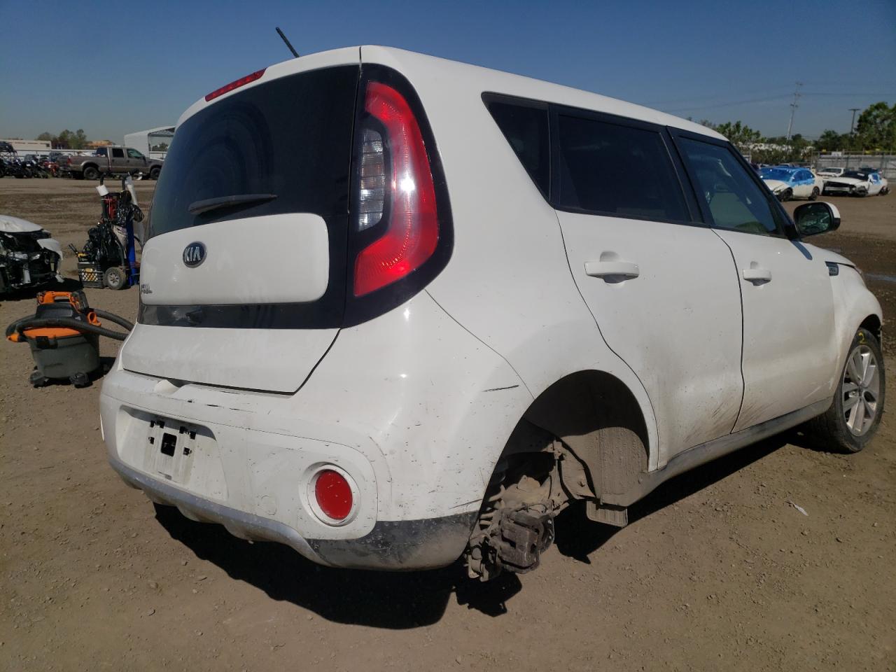 Photo 4 from auction – 2017 KIA SOUL + with VIN KNDJP3A54H7476086