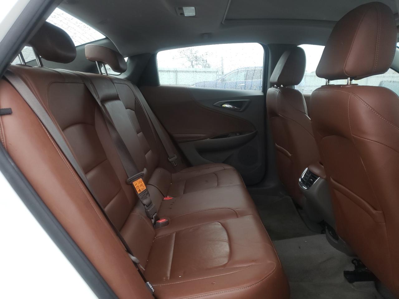 Photo 6 from auction – 2017 CHEVROLET MALIBU LT with VIN 1G1ZE5ST0HF190803