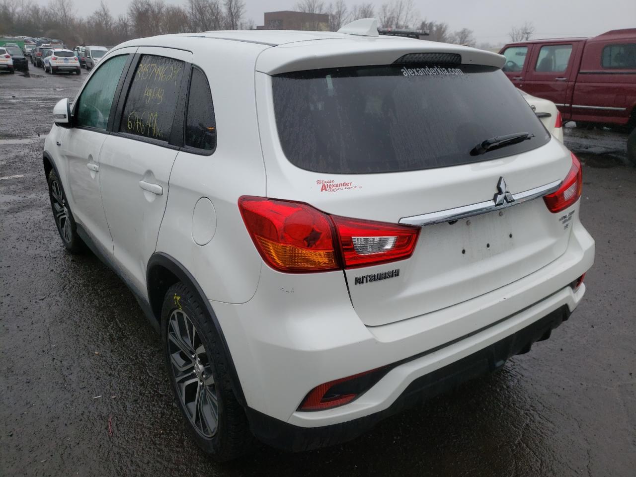 Photo 3 from auction – 2019 MITSUBISHI OUTLANDER with VIN JA4AR3AU1KU017022