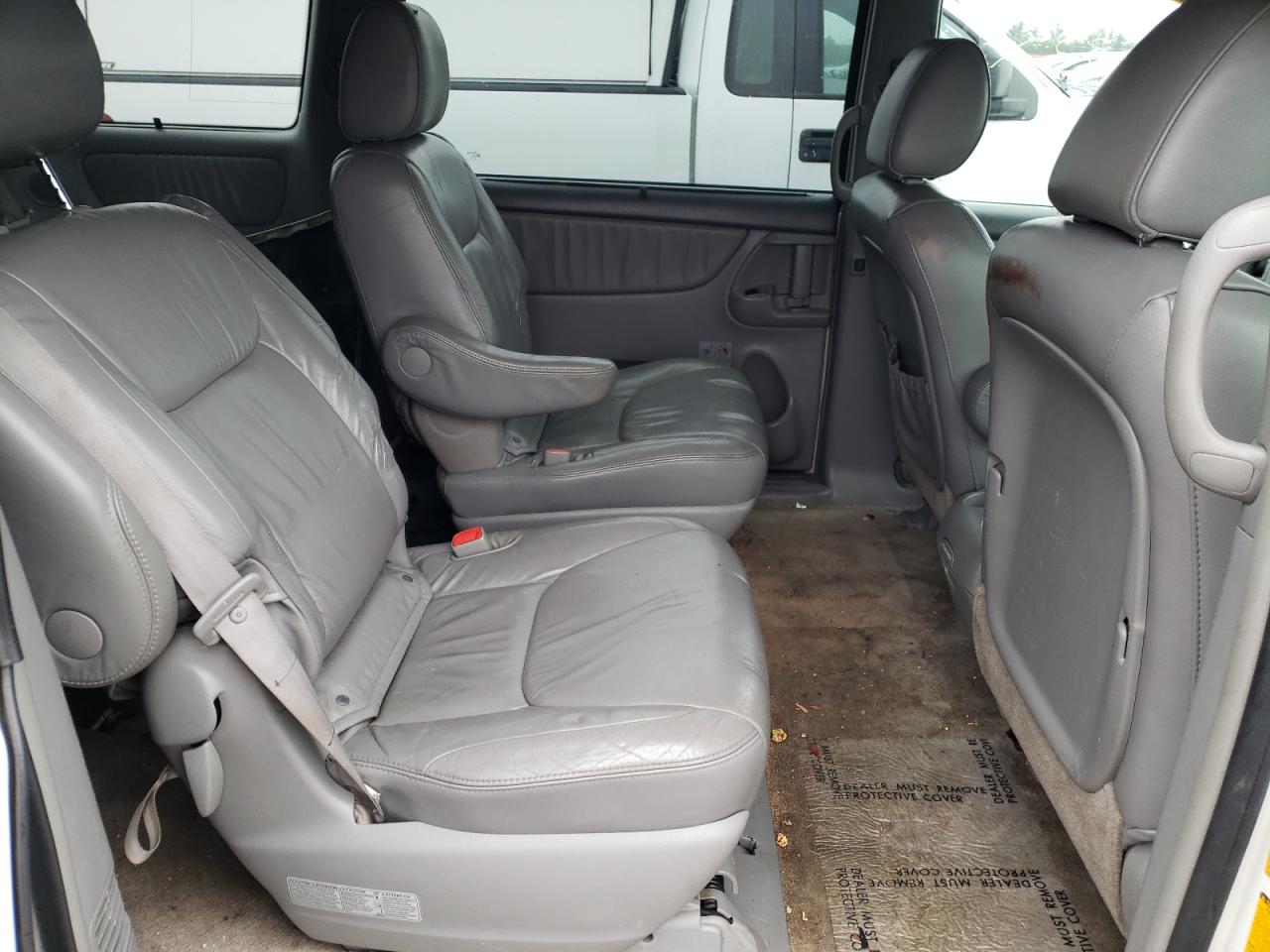 Photo 6 from auction – 2009 TOYOTA SIENNA XLE with VIN 5TDZK22C19S271373