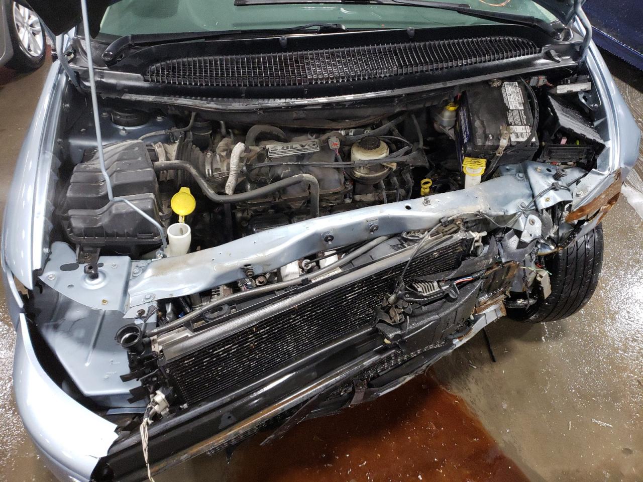 Photo 7 from auction – 2006 DODGE GRAND CARA with VIN 2D4GP44LX6R646637