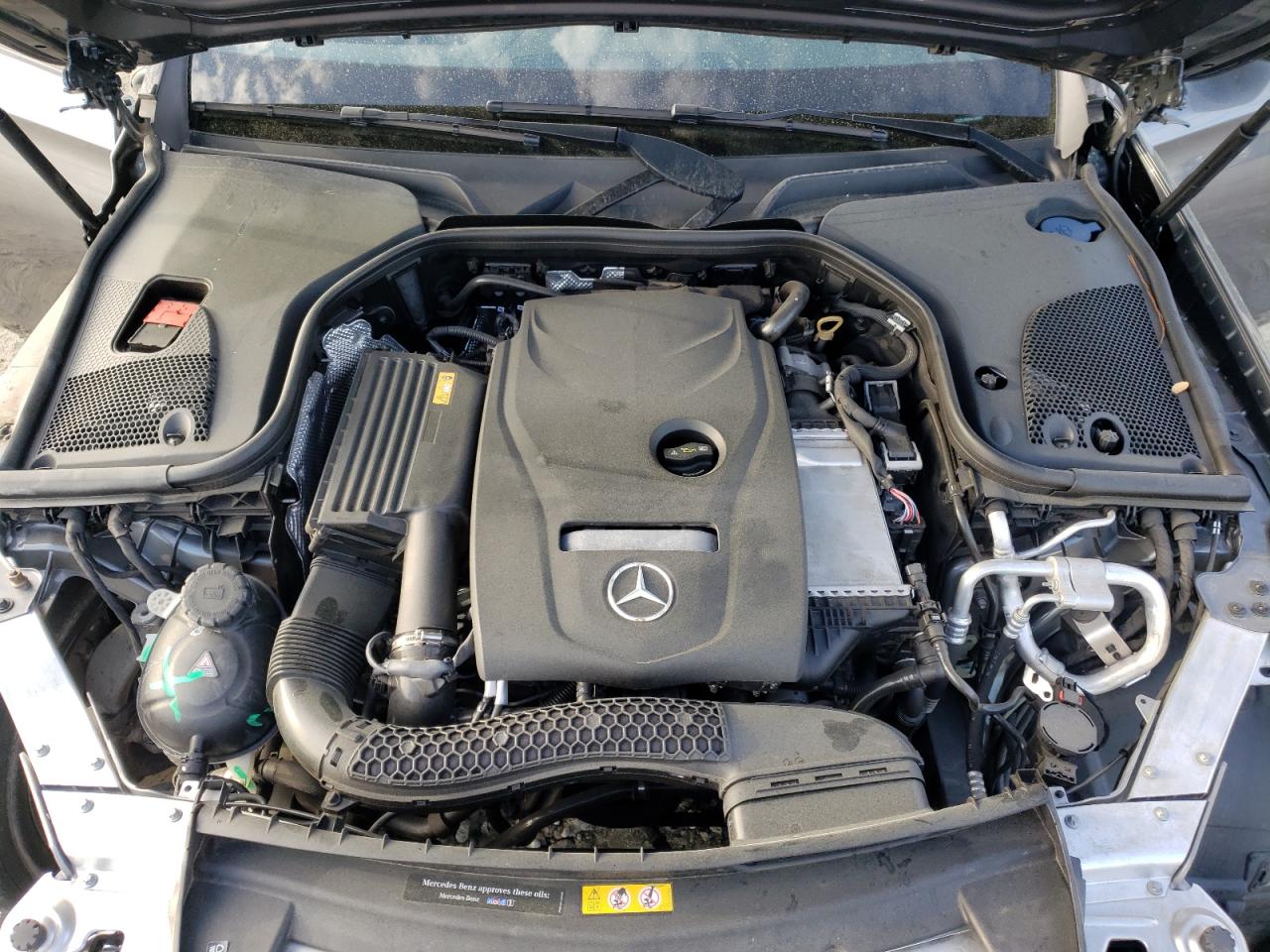Photo 7 from auction – 2017 MERCEDES-BENZ E 300 with VIN WDDZF4JB9HA169507