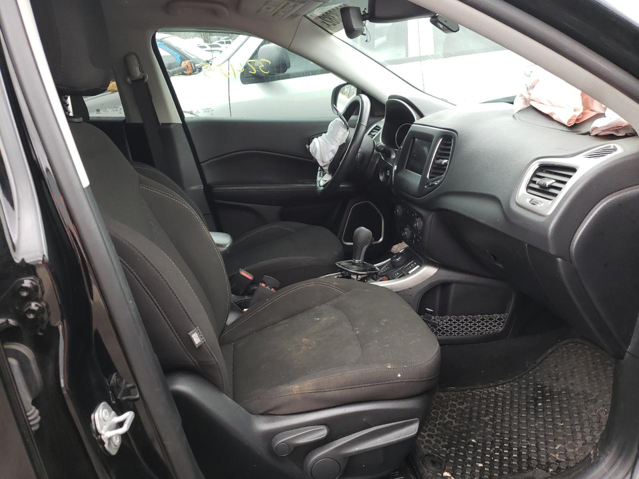Photo 5 from auction – 2021 JEEP COMPASS SP with VIN 3C4NJDAB0MT527197