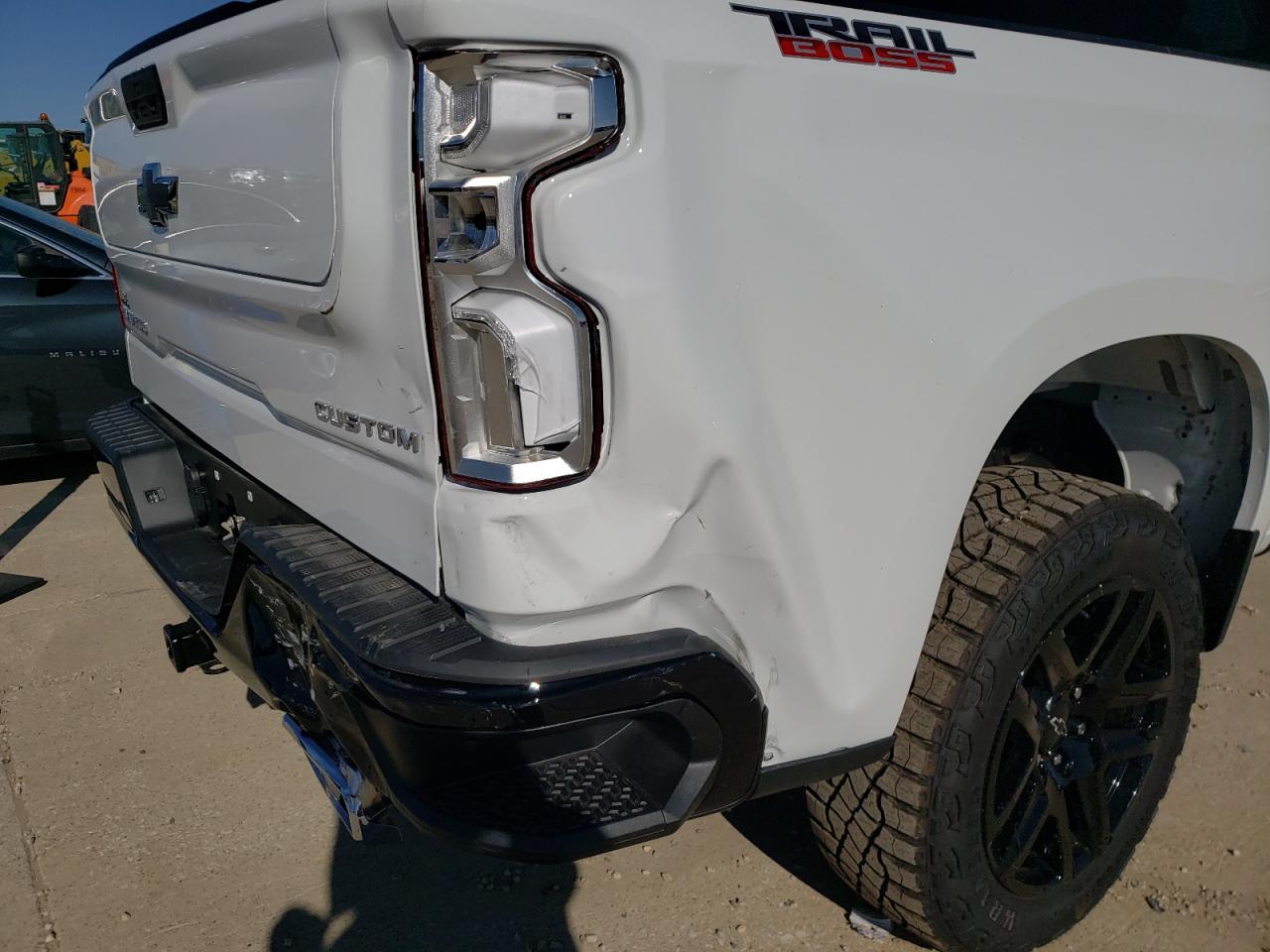 Photo 9 from auction – 2021 CHEVROLET SILVERADO with VIN 3GCPYCEF4MG483869