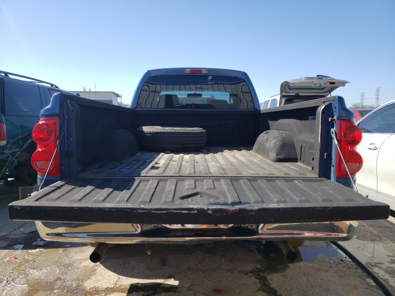 Photo 9 from auction – 2005 DODGE DAKOTA ST with VIN 1D7HE22K95S297494