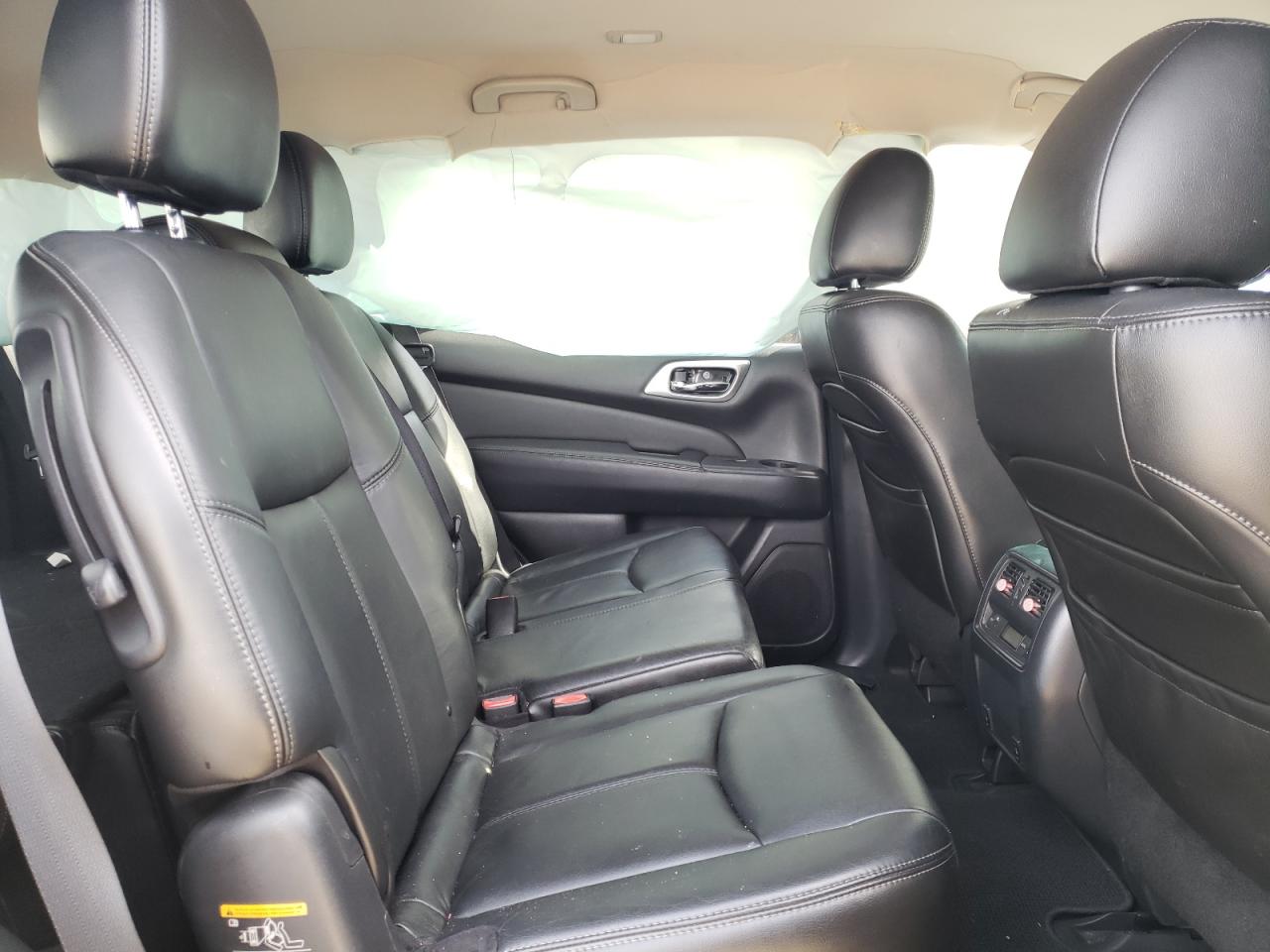 Photo 6 from auction – 2013 NISSAN PATHFINDER with VIN 5N1AR2MMXDC626349