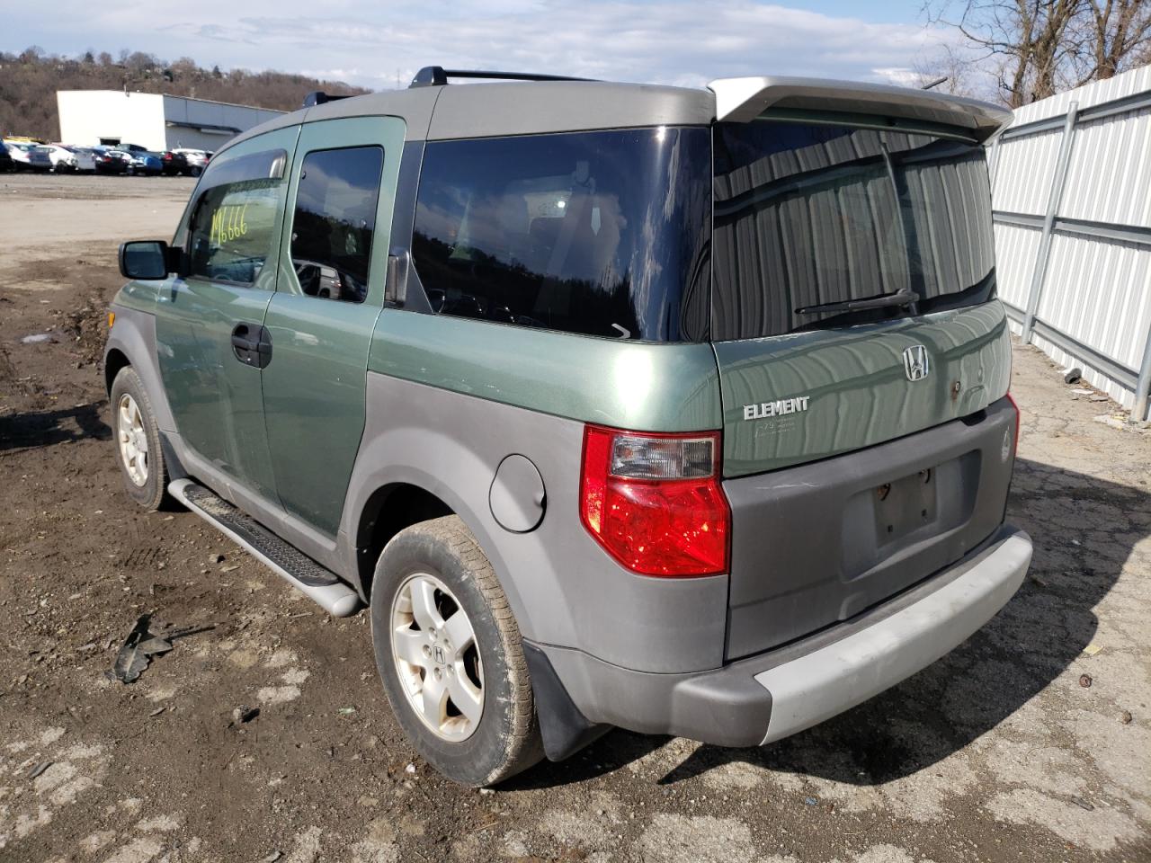Photo 3 from auction – 2003 HONDA ELEMENT EX with VIN 5J6YH28503L006952