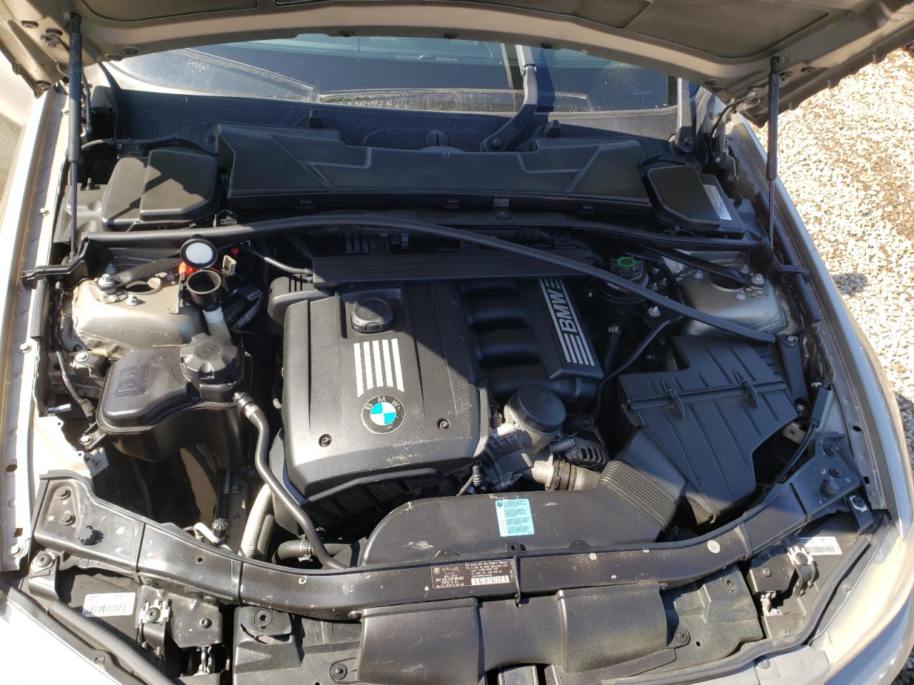Photo 7 from auction – 2009 BMW 328 I with VIN WBAPH77529NM27176