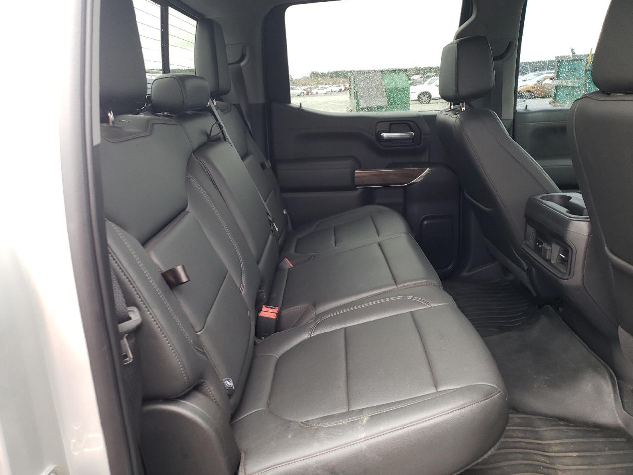 Photo 6 from auction – 2019 CHEVROLET SILVERADO with VIN 3GCUYEED7KG255598