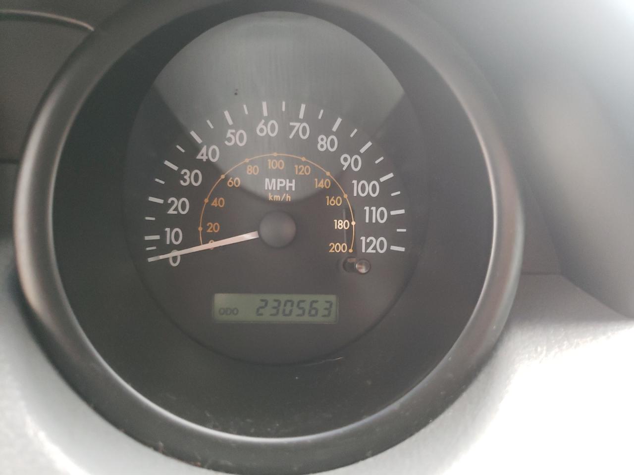 Photo 8 from auction – 2005 CHEVROLET AVEO BASE with VIN KL1TD52635B434268