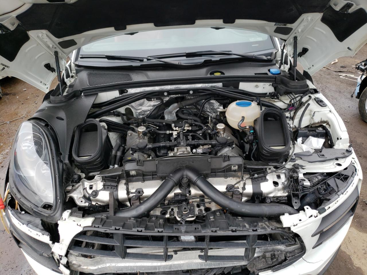 Photo 7 from auction – 2015 PORSCHE MACAN S with VIN WP1AF2A56FLB95472