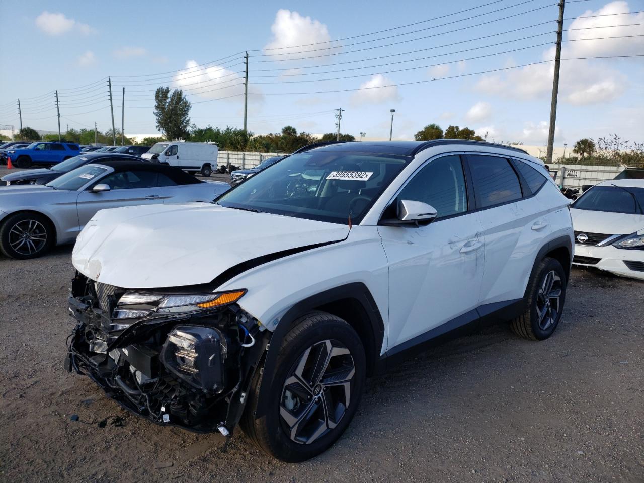 Photo 2 from auction – 2022 HYUNDAI TUCSON SEL with VIN KM8JFCA12NU035341