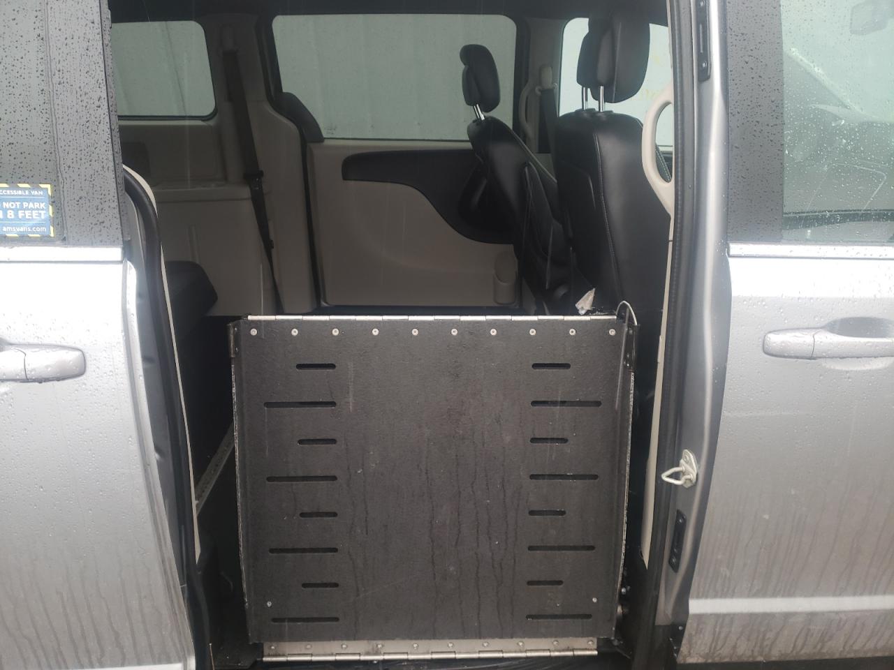 Photo 6 from auction – 2019 DODGE GRAND CARA with VIN 2C4RDGCG7KR726248