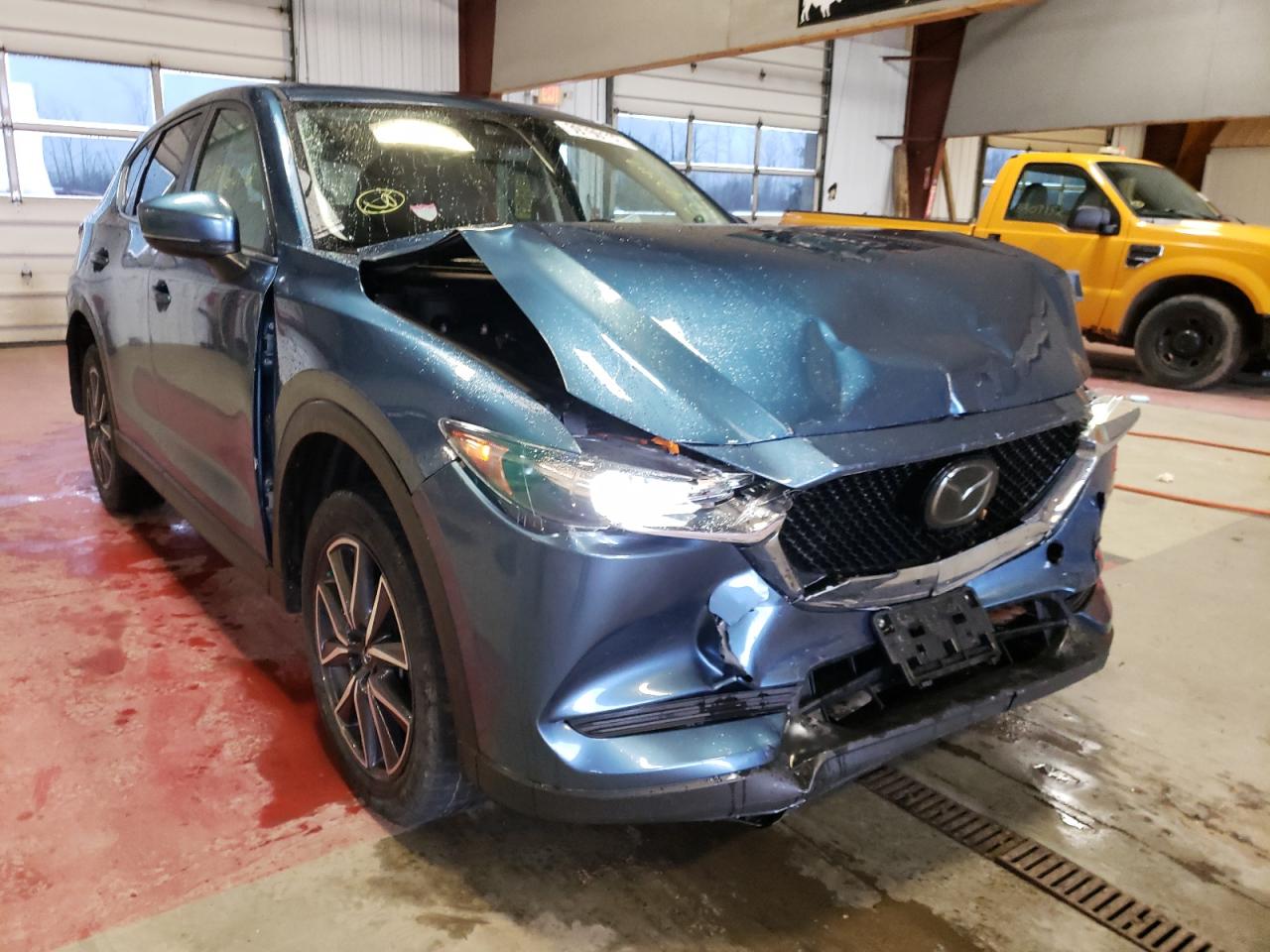 Photo 9 from auction – 2018 MAZDA CX-5 TOURI with VIN JM3KFBCM6J0399006
