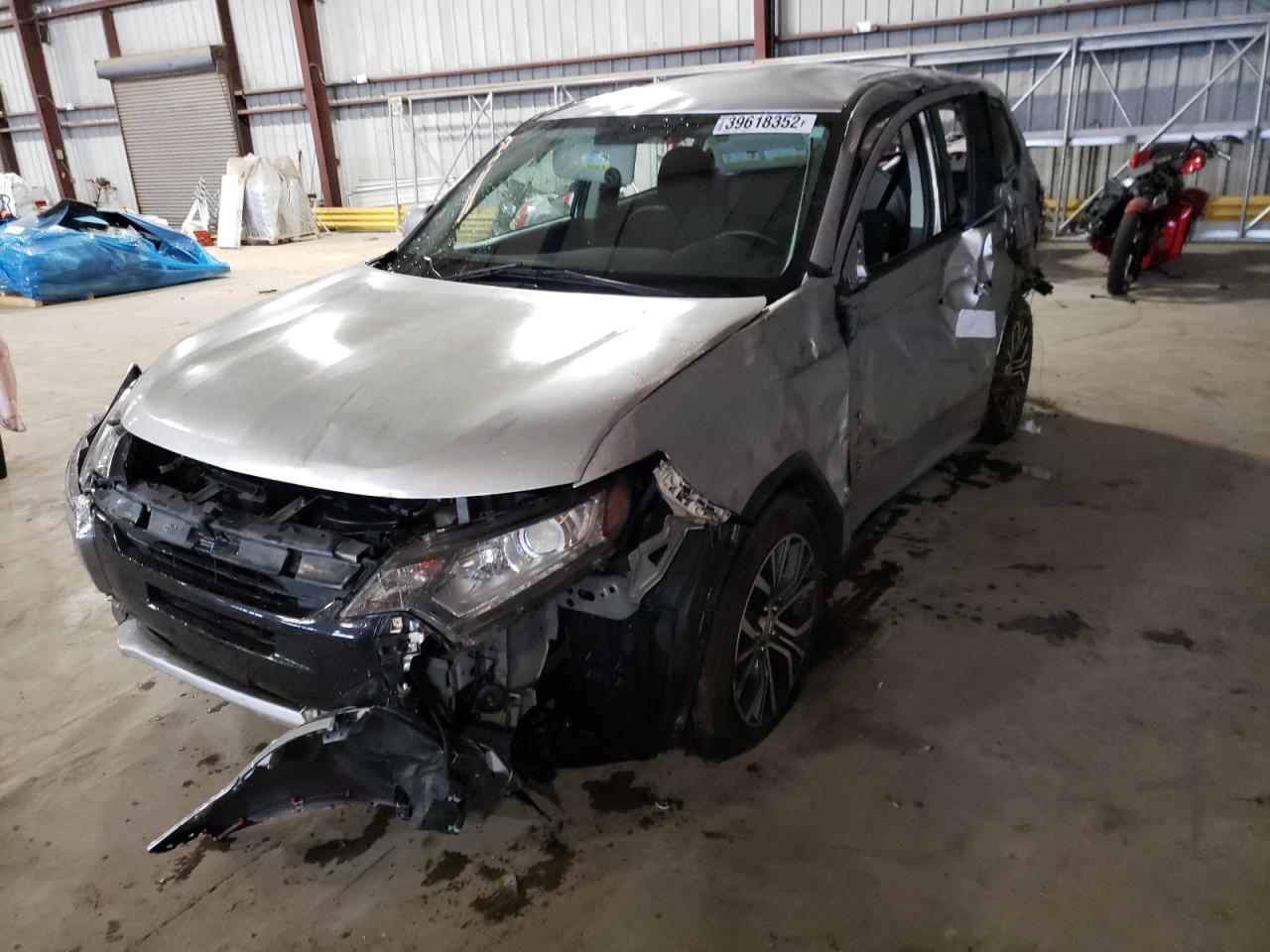 Photo 2 from auction – 2018 MITSUBISHI OUTLANDER with VIN JA4AZ3A39JZ025443