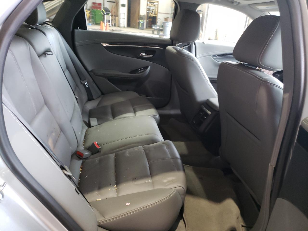 Photo 6 from auction – 2018 CHEVROLET IMPALA LT with VIN 2G1105S32J9175181
