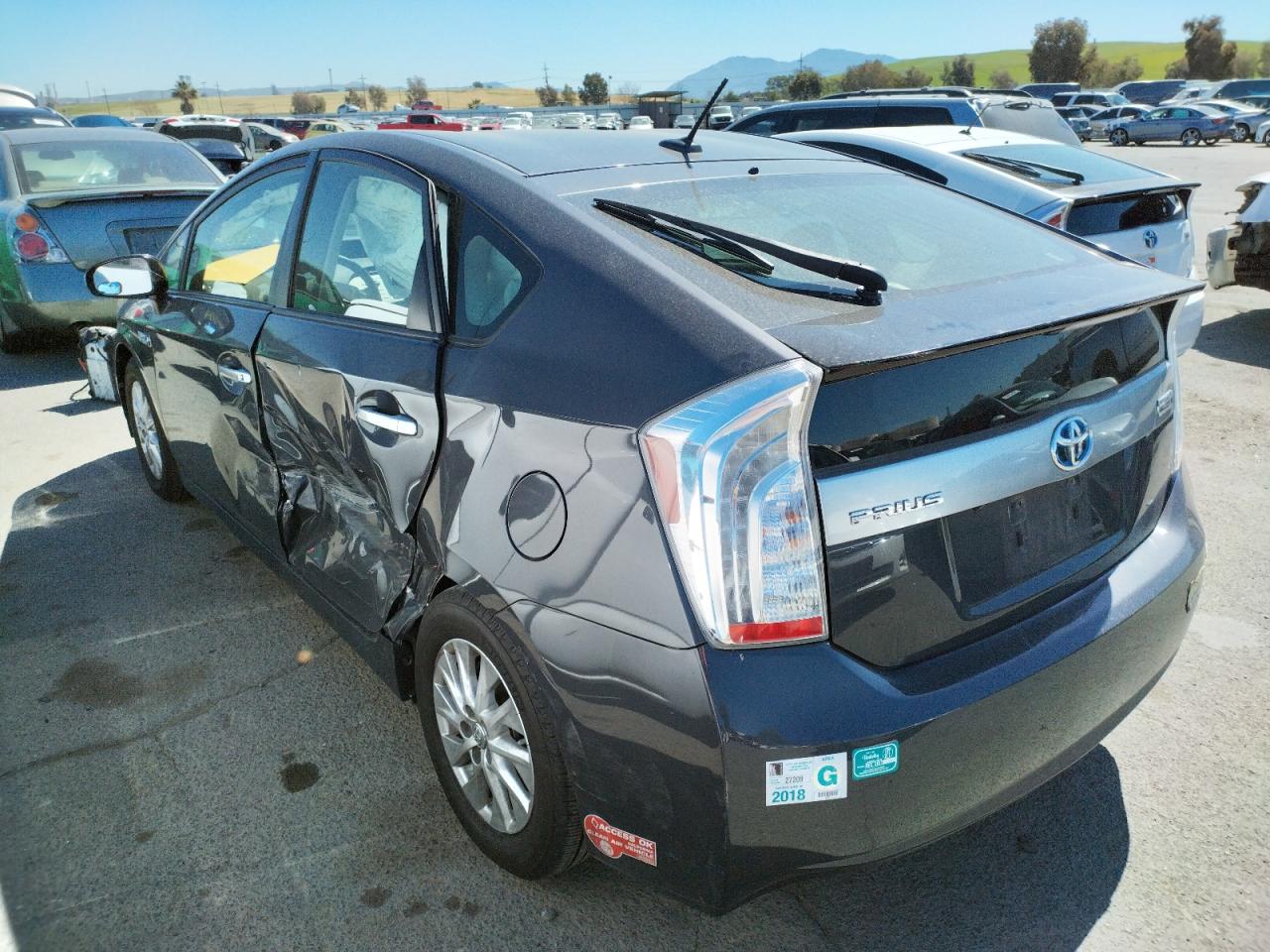 Photo 3 from auction – 2014 TOYOTA PRIUS PLUG with VIN JTDKN3DPXE3062059