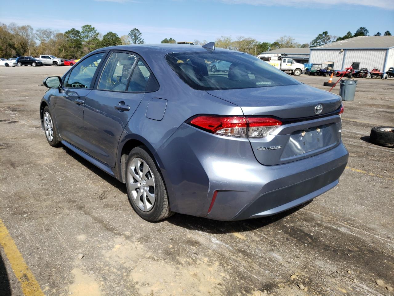 Photo 3 from auction – 2020 TOYOTA COROLLA LE with VIN 5YFEPRAE0LP098439