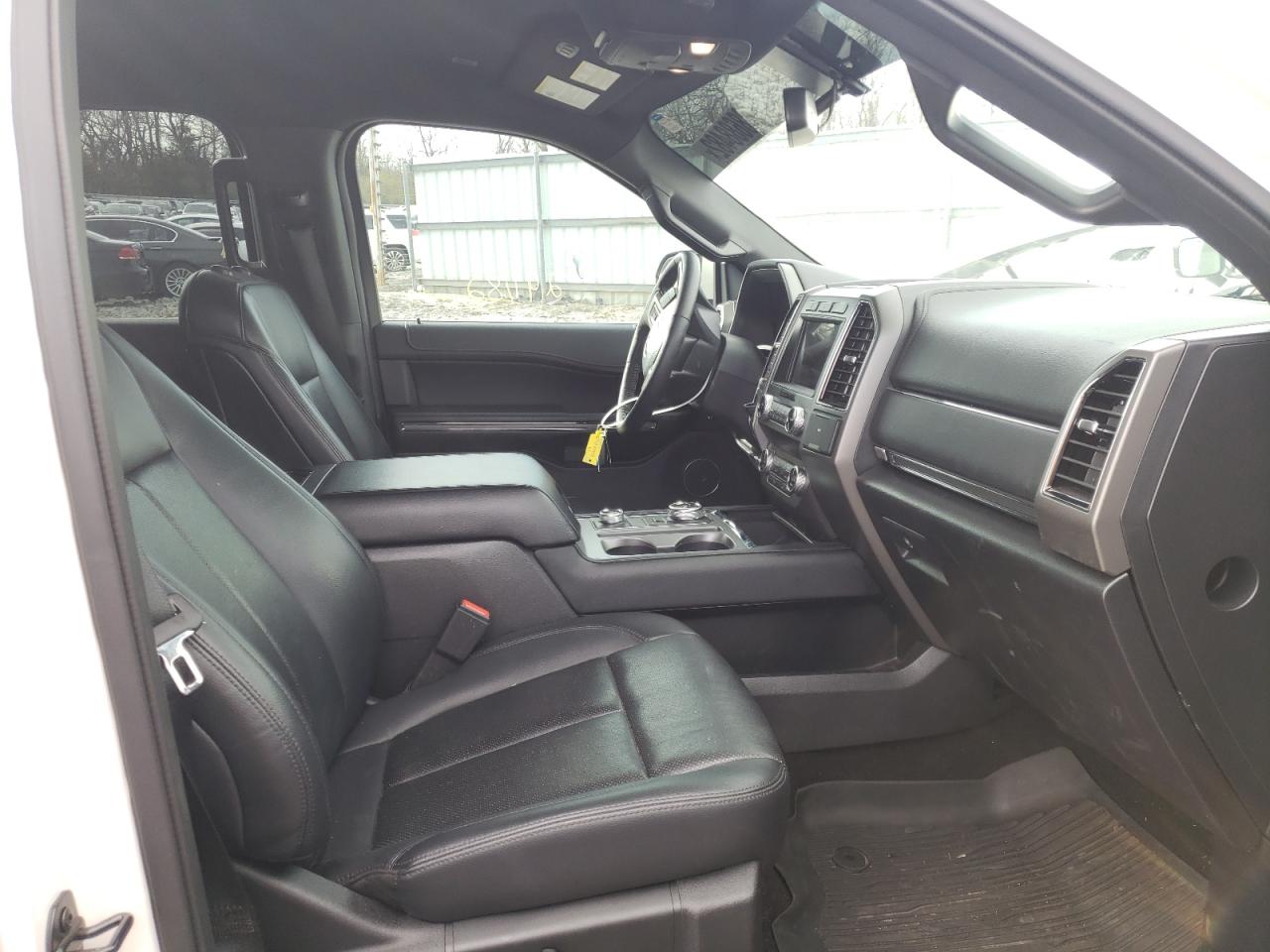 Photo 5 from auction – 2019 FORD EXPEDITION with VIN 1FMJU1JT6KEA13201