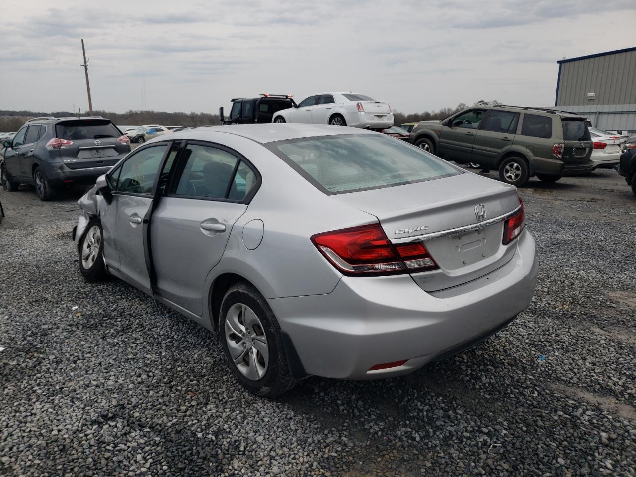 Photo 3 from auction – 2015 HONDA CIVIC LX with VIN 19XFB2F5XFE014264