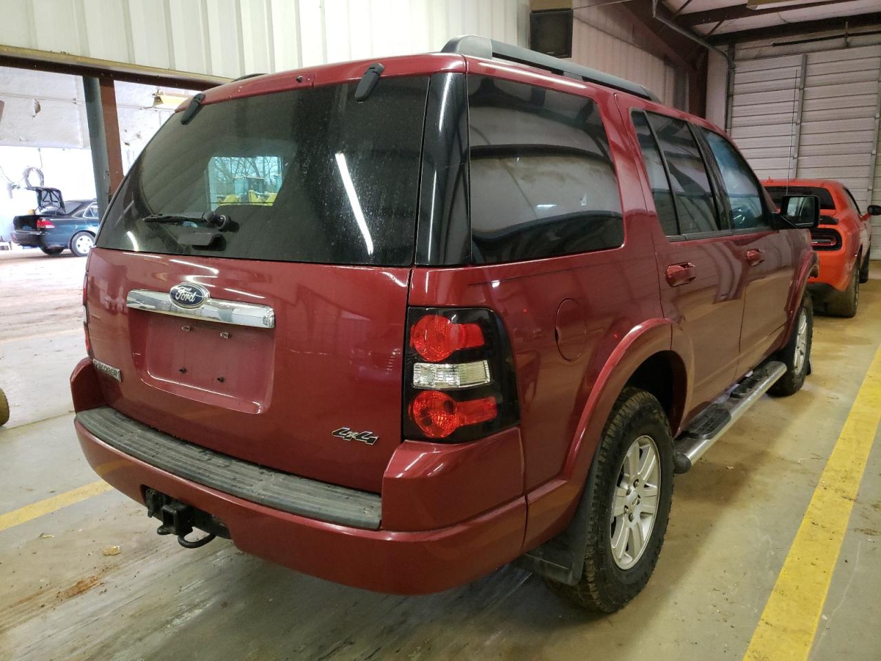 Photo 4 from auction – 2010 FORD EXPLORER X with VIN 1FMEU7DE3AUB15996
