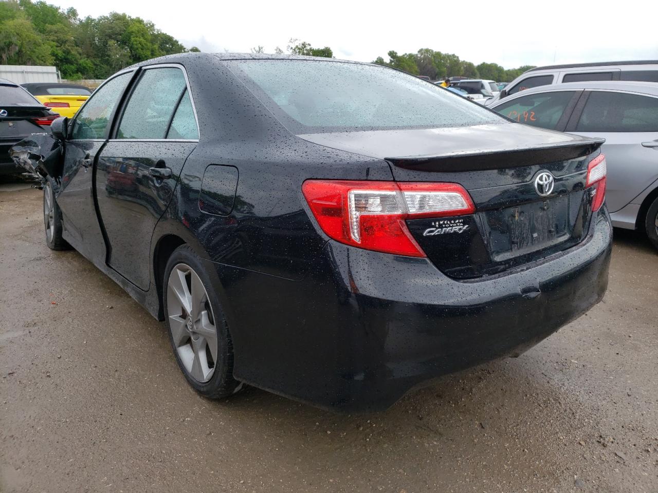 Photo 3 from auction – 2014 TOYOTA CAMRY L with VIN 4T1BF1FK0EU852172