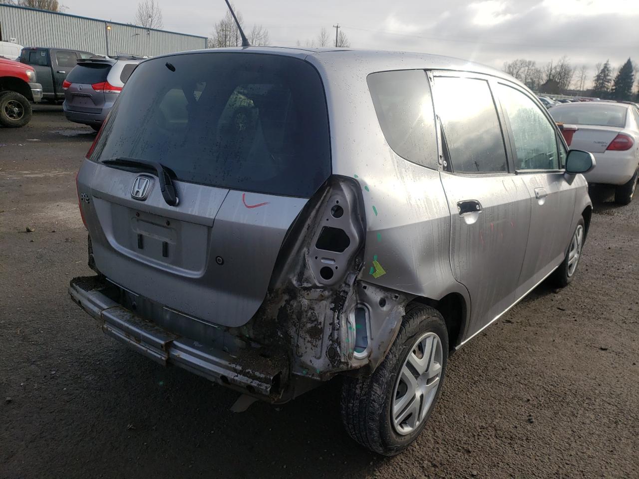 Photo 4 from auction – 2007 HONDA FIT with VIN JHMGD38467S051074