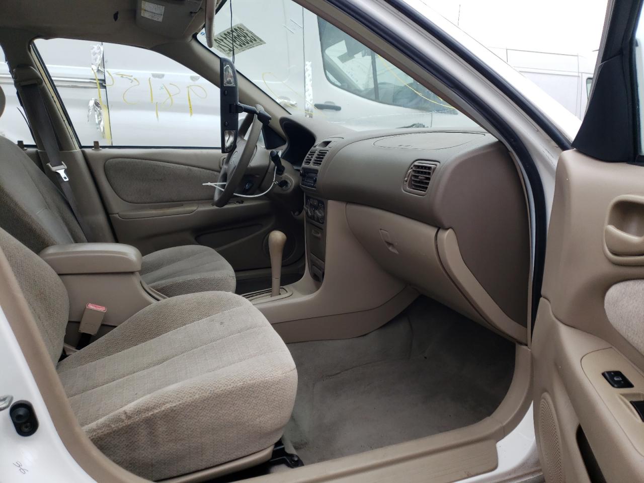 Photo 5 from auction – 2002 TOYOTA COROLLA CE with VIN 1NXBR12E32Z594555
