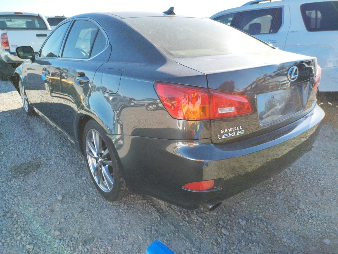 Photo 3 from auction – 2008 LEXUS IS 250 with VIN JTHBK262382071599